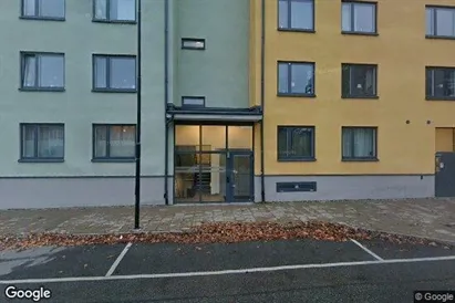 Lägenheter till salu i Upplands Väsby - Bild från Google Street View