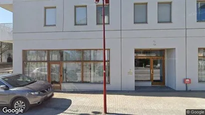 Lägenheter till salu i Upplands Väsby - Bild från Google Street View