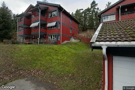 Lägenheter till salu i Upplands Väsby - Bild från Google Street View