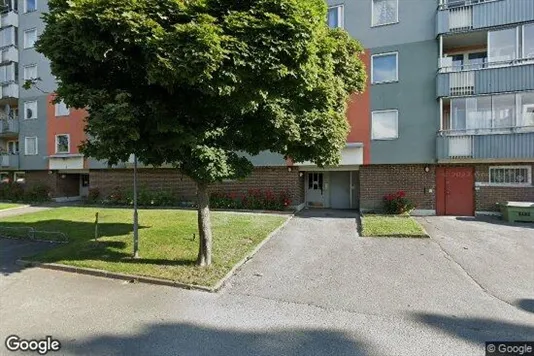 Lägenheter till salu i Botkyrka - Bild från Google Street View