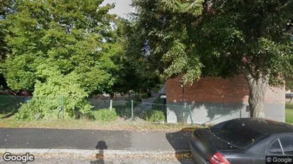 Lägenheter till salu i Huddinge - Bild från Google Street View