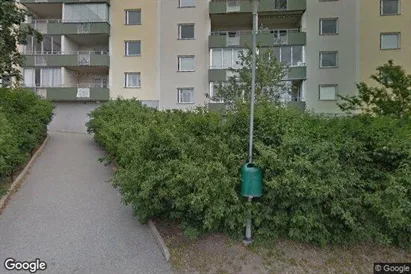 Lägenheter till salu i Huddinge - Bild från Google Street View