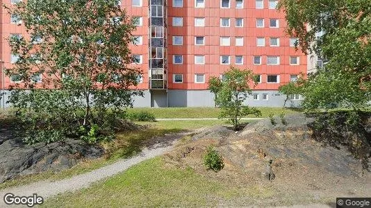 Lägenheter till salu i Huddinge - Bild från Google Street View