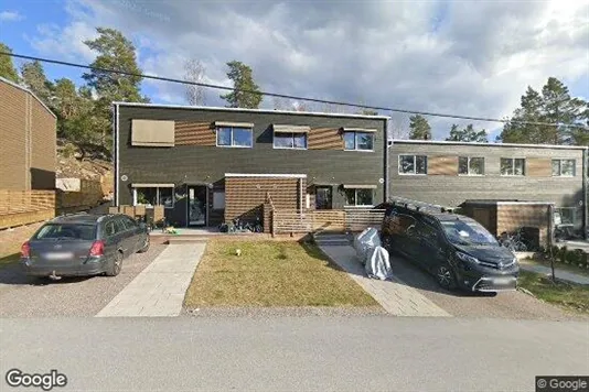 Bostadsrätter till salu i Österåker - Bild från Google Street View