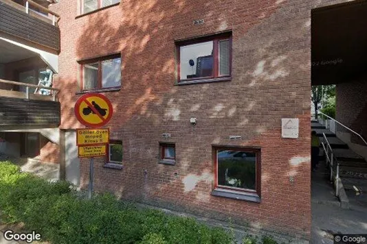 Lägenheter till salu i Huddinge - Bild från Google Street View