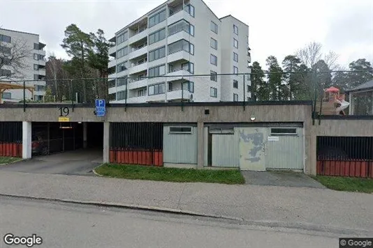 Lägenheter till salu i Upplands Väsby - Bild från Google Street View