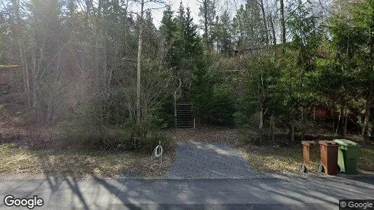 Lägenheter till salu i Huddinge - Bild från Google Street View