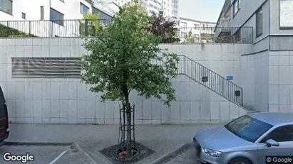 Bostadsrätter till salu i Nacka - Bild från Google Street View