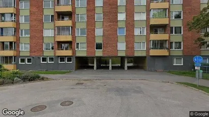 Lägenheter till salu i Huddinge - Bild från Google Street View