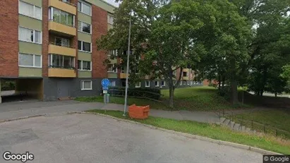 Lägenheter till salu i Huddinge - Bild från Google Street View