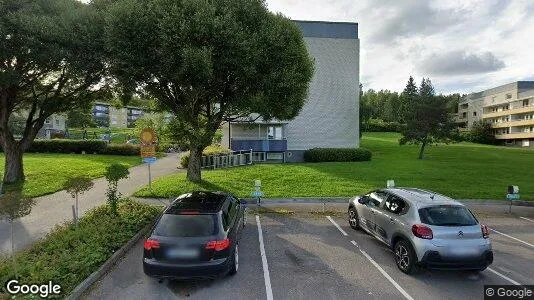 Bostadsrätter till salu i Haninge - Bild från Google Street View