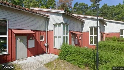 Bostadsrätter till salu i Botkyrka - Bild från Google Street View