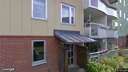 Bostadsrätter till salu i Tyresö - Bild från Google Street View