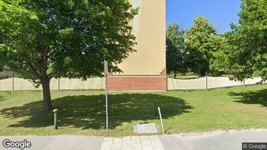 Bostadsrätter till salu i Botkyrka - Bild från Google Street View