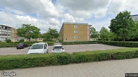 Bostadsrätter till salu i Husie - Bild från Google Street View