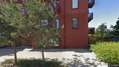 Lägenheter till salu i Botkyrka - Bild från Google Street View