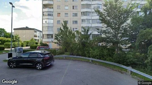 Lägenheter till salu i Haninge - Bild från Google Street View