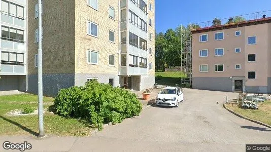 Bostadsrätter till salu i Köping - Bild från Google Street View