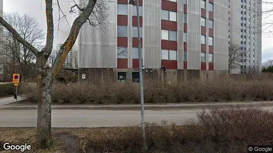 Lägenheter till salu i Täby - Bild från Google Street View