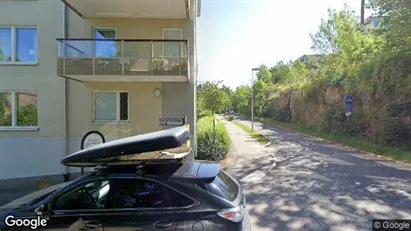 Bostadsrätter till salu i Nacka - Bild från Google Street View