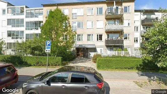 Bostadsrätter till salu i Botkyrka - Bild från Google Street View