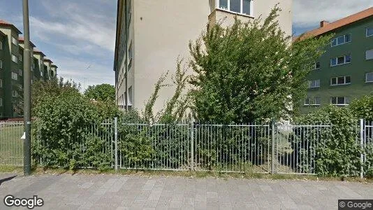 Bostadsrätter till salu i Malmö Centrum - Bild från Google Street View