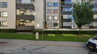 Lägenheter till salu i Huddinge - Bild från Google Street View