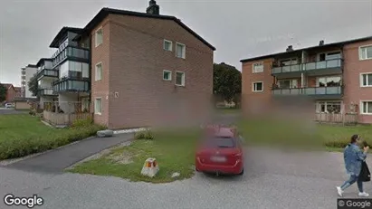 Bostadsrätter till salu i Köping - Bild från Google Street View