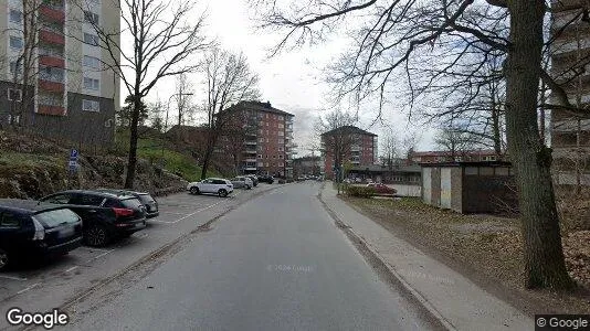 Lägenheter att hyra i Huddinge - Bild från Google Street View