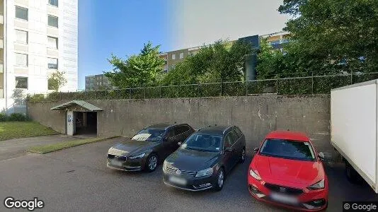 Lägenheter att hyra i Husie - Bild från Google Street View