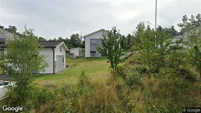 Bostadsrätter till salu i Nacka - Bild från Google Street View