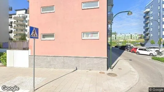 Bostadsrätter till salu i Haninge - Bild från Google Street View