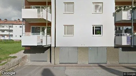 Bostadsrätter till salu i Köping - Bild från Google Street View