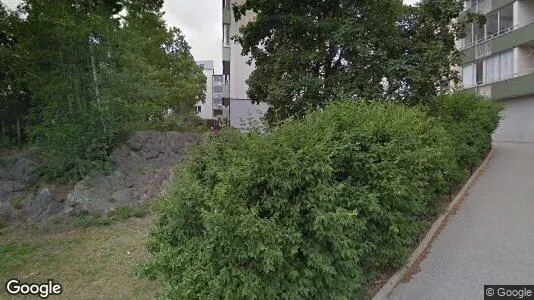 Lägenheter till salu i Huddinge - Bild från Google Street View