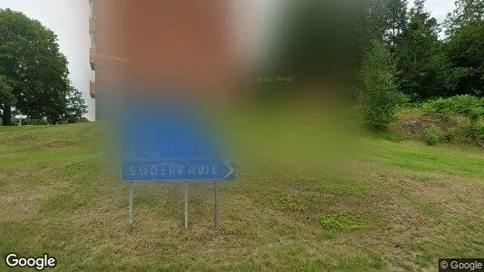 Lägenheter till salu i Huddinge - Bild från Google Street View