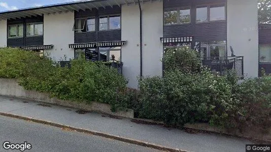 Bostadsrätter till salu i Nacka - Bild från Google Street View