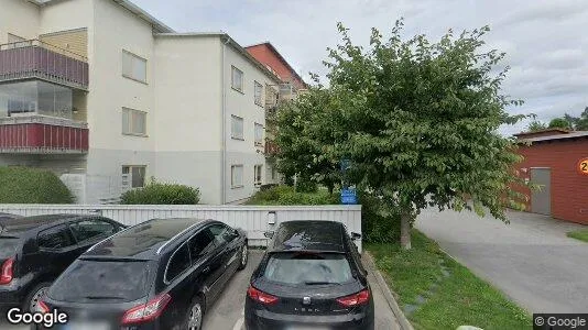 Bostadsrätter till salu i Huddinge - Bild från Google Street View