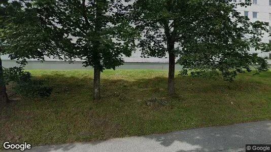 Lägenheter till salu i Huddinge - Bild från Google Street View