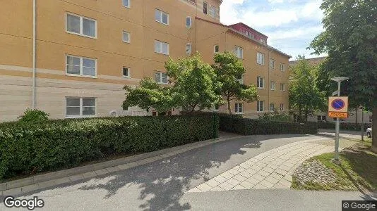 Bostadsrätter till salu i Nacka - Bild från Google Street View