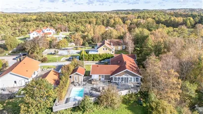 Hus till salu i Sotenäs, Hunnebostrand