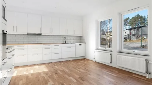 Hus i Österåker - foto 1